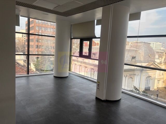 Spatiu birouri Universitate.